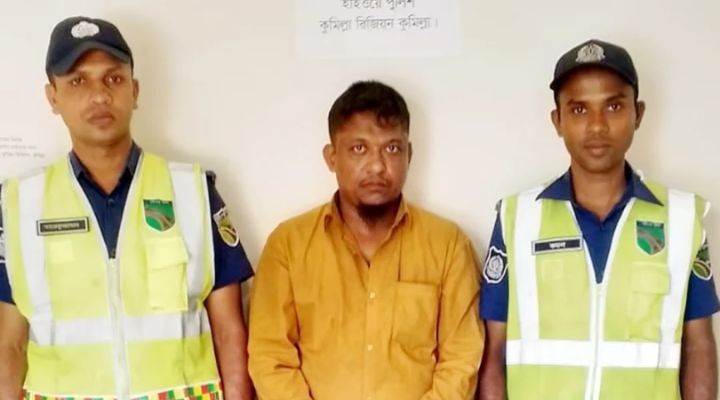 পায়ুপথে ১২০০ পিস ইয়াবা নিয়ে মাদক কারবারি গ্রেপ্তার